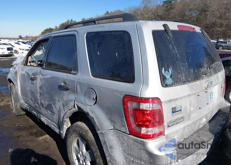 2012 Ford Escape Xlt z USA, uszkodzony, nr VIN 1FMCU9DG8CKC70062